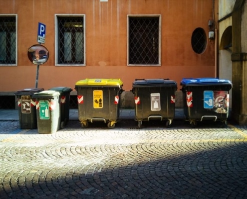 The Advantages of Choosing Dumpster Rental Services