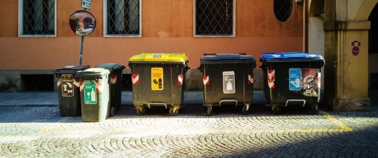 The Advantages of Choosing Dumpster Rental Services